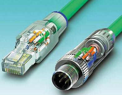 圖3 按入電纜芯、剪斷，且蓋好防護蓋：無論是RJ45還是M12連接器，它們都能夠實現快速且可靠的安裝