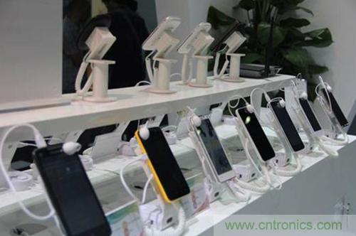 圖2:基于聯(lián)芯雙核/四核平臺(tái)的多款智能終端機(jī)型閃亮登場(chǎng)。