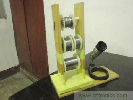 成本幾乎為零，三層錫絲架DIY