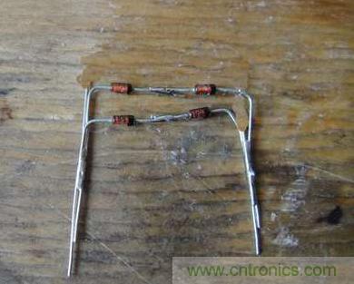 想減少電費嗎？DIY一個迷你風(fēng)力發(fā)電機吧