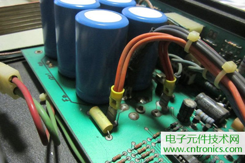 用料很給力!專業(yè)后級(jí)功放美國高峰FA1201拆解