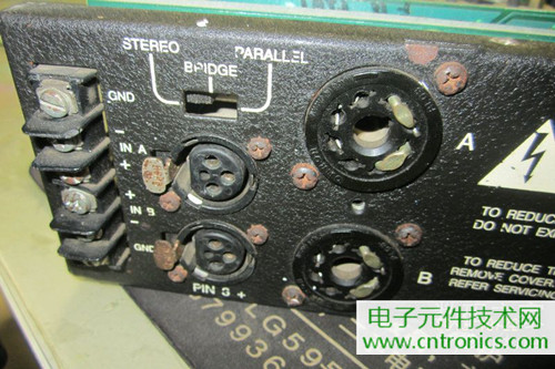 用料很給力!專業(yè)后級(jí)功放美國高峰FA1201拆解