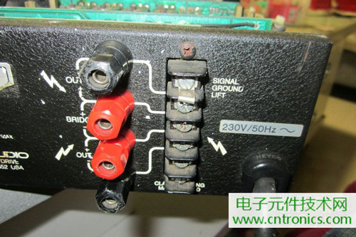 用料很給力!專業(yè)后級(jí)功放美國高峰FA1201拆解