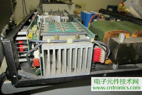 用料很給力!專業(yè)后級(jí)功放美國高峰FA1201拆解