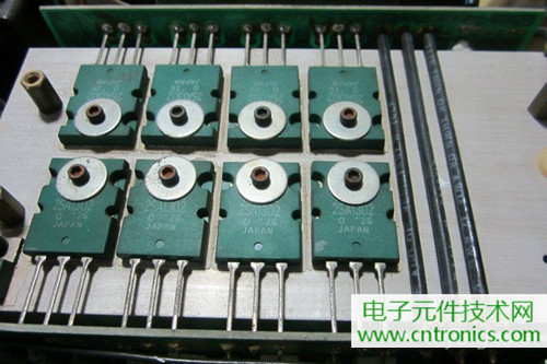 用料很給力!專業(yè)后級(jí)功放美國高峰FA1201拆解