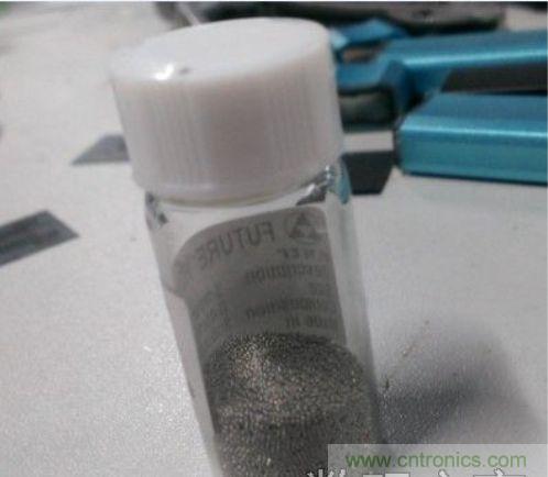 制作U盤全過程,由PCB做起