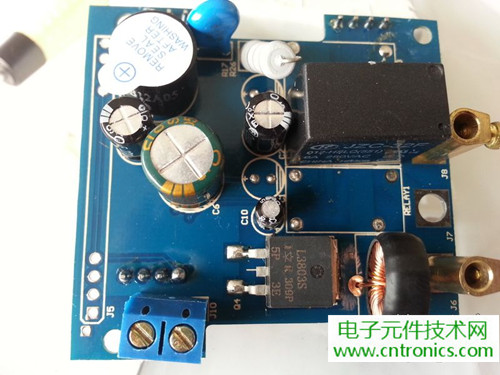 一款觸控開關拆解，做工不錯