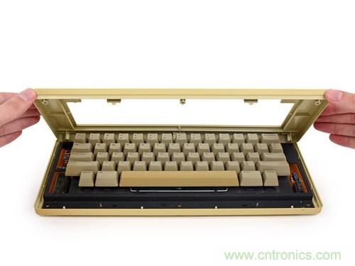 拆!古董級Macintosh 128K電腦