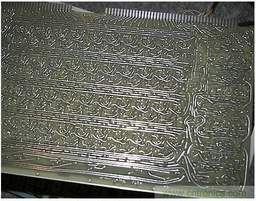 經典懷舊拆解！歷史彌留的可編程科學計算器 from 1966