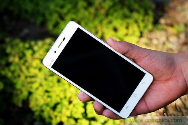 有圖有真相!暴拆VIVO X5 MAX,揭秘“最薄之謎”