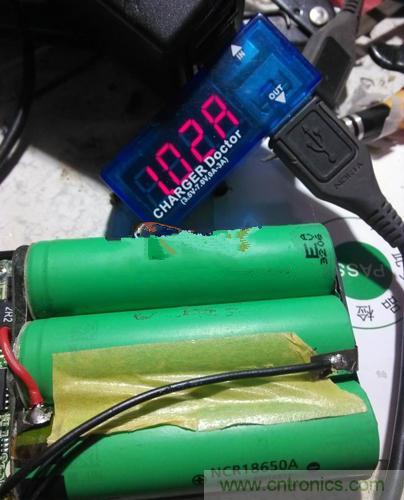 一拆便知！移動電源充電電流如何改造？