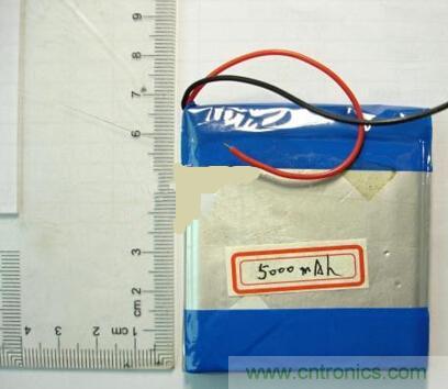 隨走隨充，便捷DIY太陽能移動電源