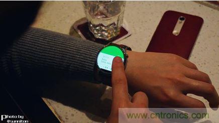 Moto 360 二代:“精益求精”的細節仍無法彌補功能的缺失