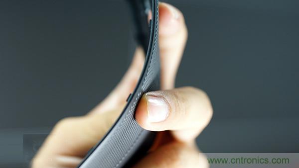 業界良心 LG V10 評測:剛毅、冷峻,不失人性化