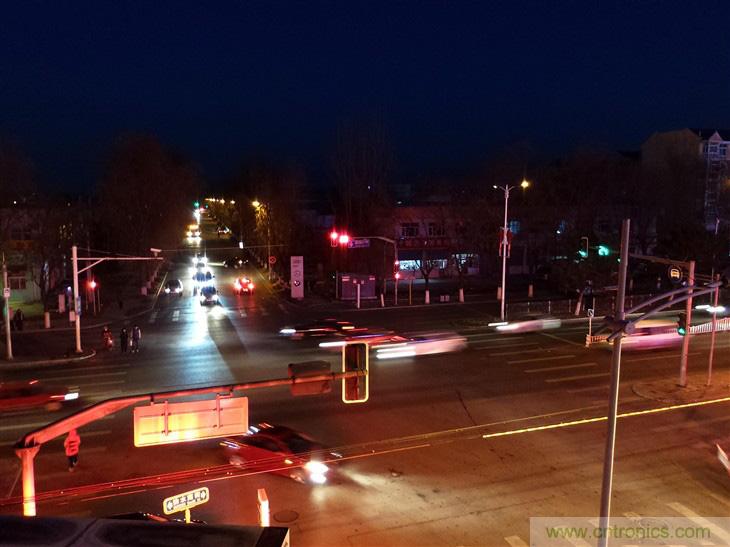 能媲美微單的 Zenfone Zoom測評:請叫我“奧利奧”拍照手機