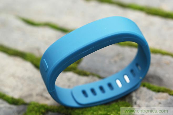 咕咚智能手環2上手評測：功能齊全，細節欠缺