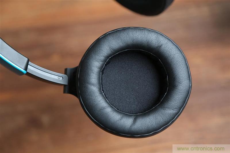 頭條哥的夢想之作!FIIL耳機能讓汪峰上頭條否?