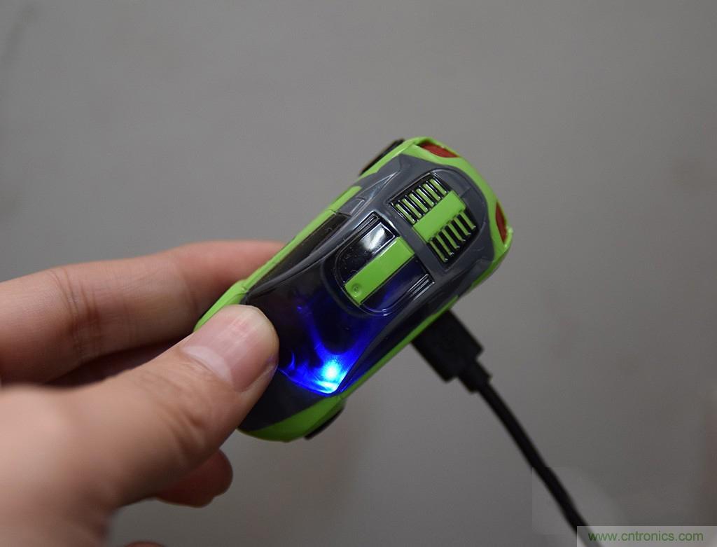 虛擬與現實相結合的飛車游戲,讓你體驗速度與激情的碰撞!