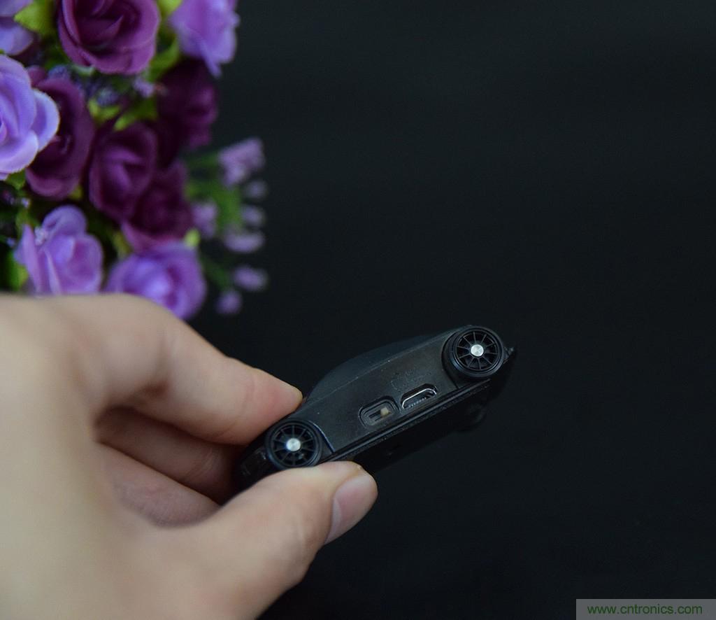 虛擬與現實相結合的飛車游戲,讓你體驗速度與激情的碰撞!