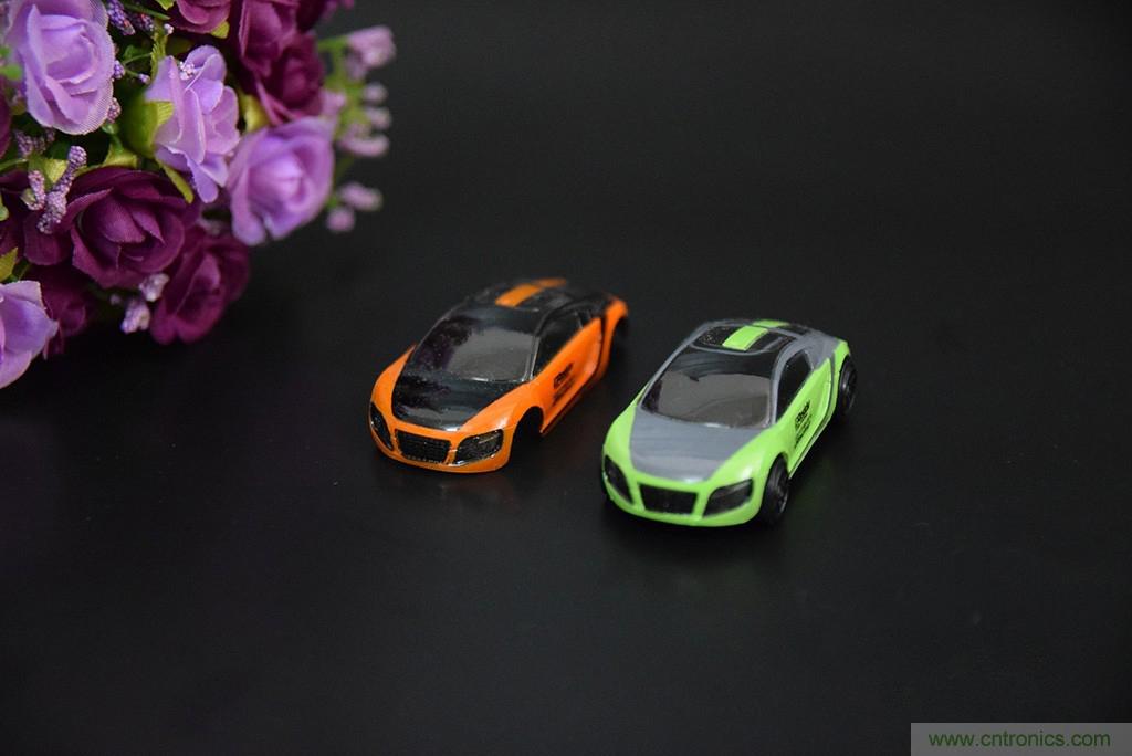 虛擬與現實相結合的飛車游戲,讓你體驗速度與激情的碰撞!