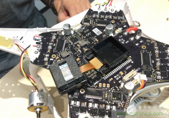 真飛機拆不著，那就來拆拆無人機&ldquo;鼻祖&rdquo;大疆吧！