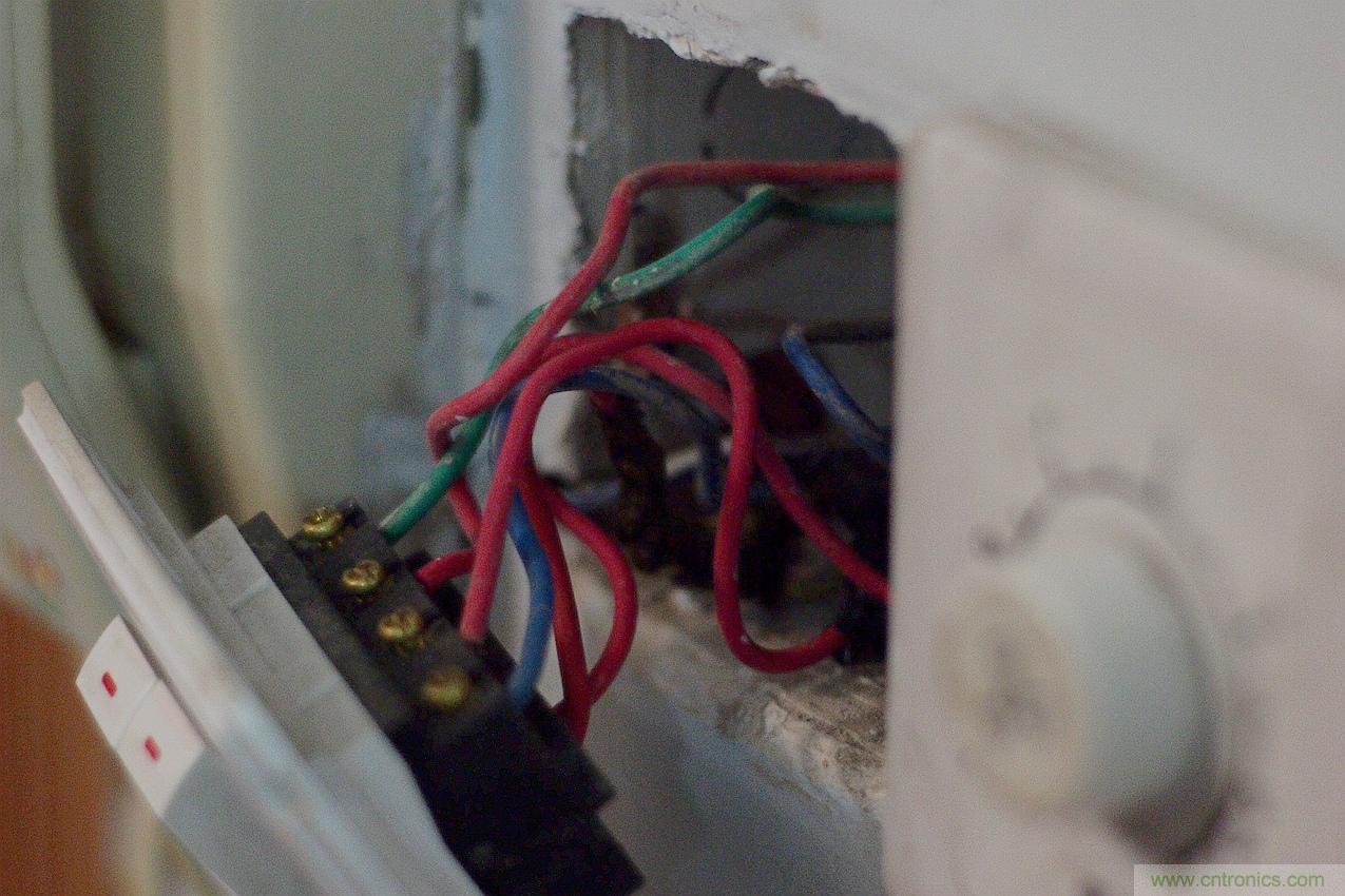 星球大戰原力釋放,無線控制易如反掌