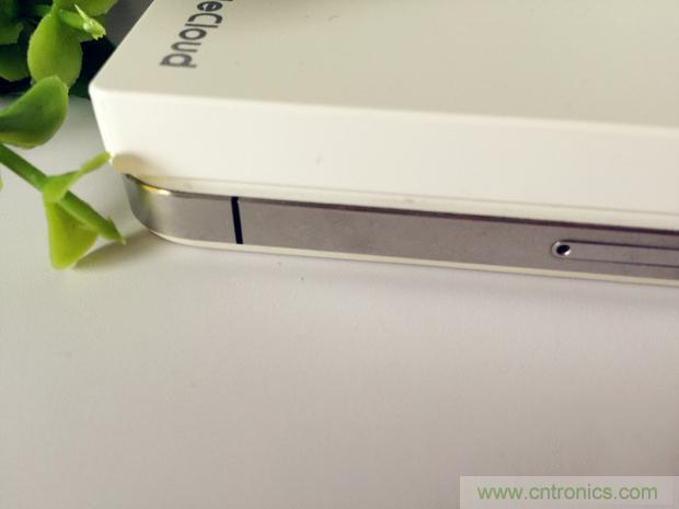 長虹流云智能電源,集“充電”+“存儲”于一身