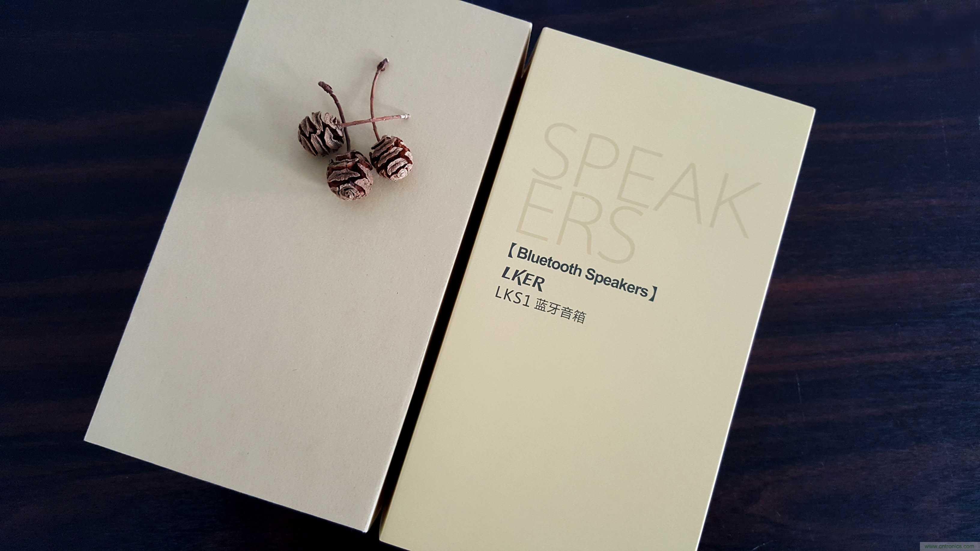 搞怪“美人魚”盡享靈克藍(lán)牙音箱的天籟之音!