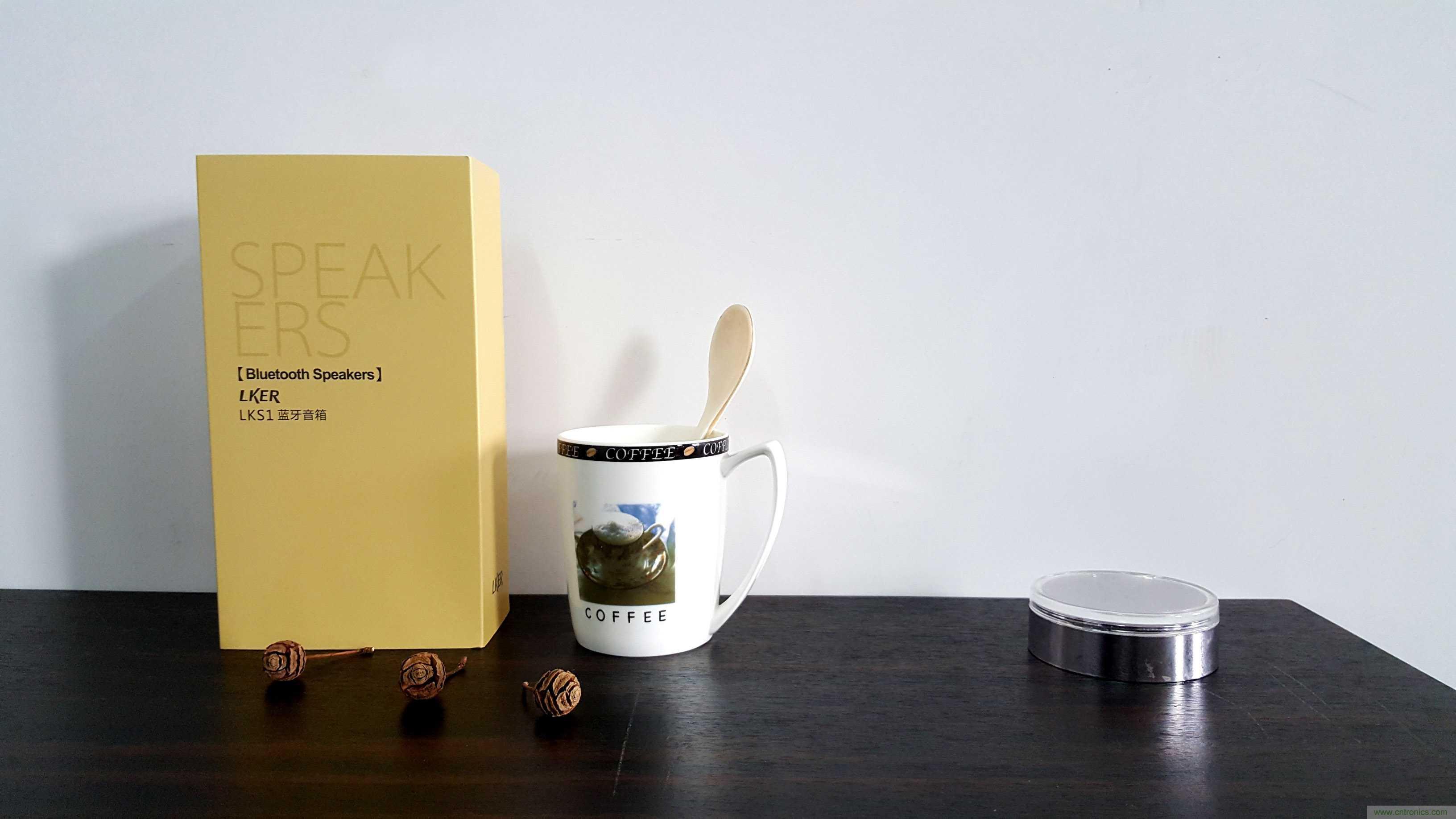 搞怪“美人魚”盡享靈克藍(lán)牙音箱的天籟之音!