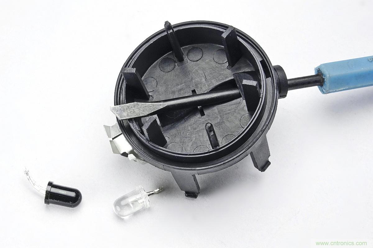 小米煙霧報警器拆解：一顆電池可用五年是如何做到的？