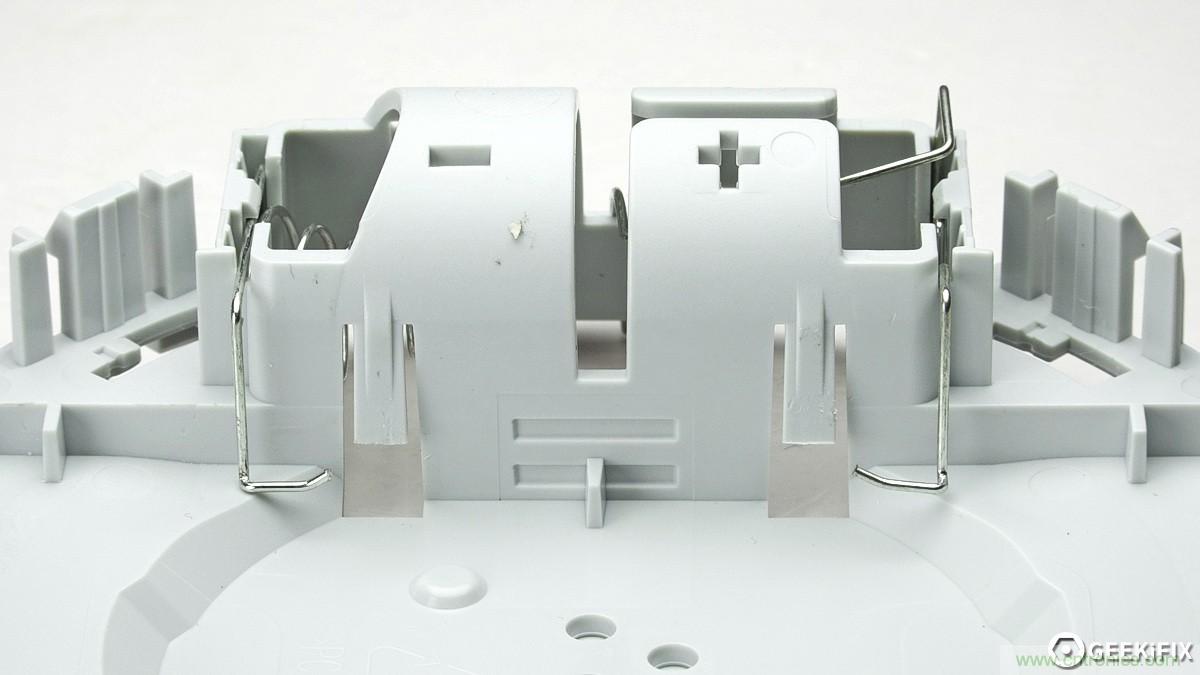 小米煙霧報警器拆解：一顆電池可用五年是如何做到的？