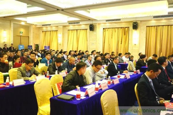 大咖云集!第二屆中國(深圳)智能制造產業大會順利召開 大咖云集!第二屆中國(深圳)智能制造產業大會順利召開