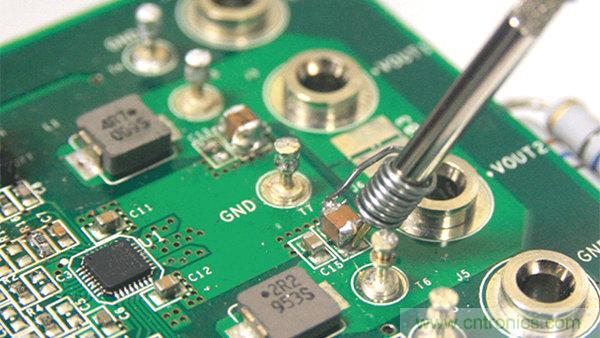 了解開關調節器的輸出，加快電源設計