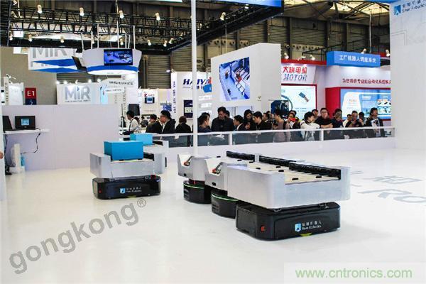 2019慕尼黑上海電子生產(chǎn)設(shè)備展,仙知機(jī)器人賦能電子制造物流智能化! 2019慕尼黑上海電子生產(chǎn)設(shè)備展,仙知機(jī)器人賦能電子制造物流智能化!