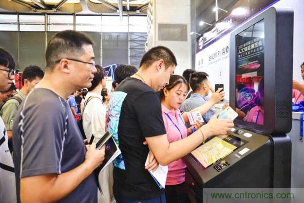 明年再見！&ldquo;WAIE 2019第四屆上海國際人工智能展覽會(huì)暨人工智能產(chǎn)業(yè)大會(huì)&rdquo;完美落幕！