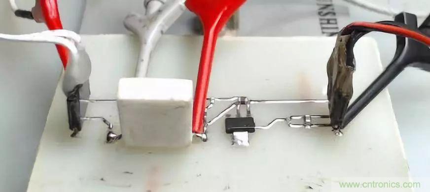 不錯的學(xué)習(xí)貼，低壓差降壓穩(wěn)壓電路設(shè)計(jì)